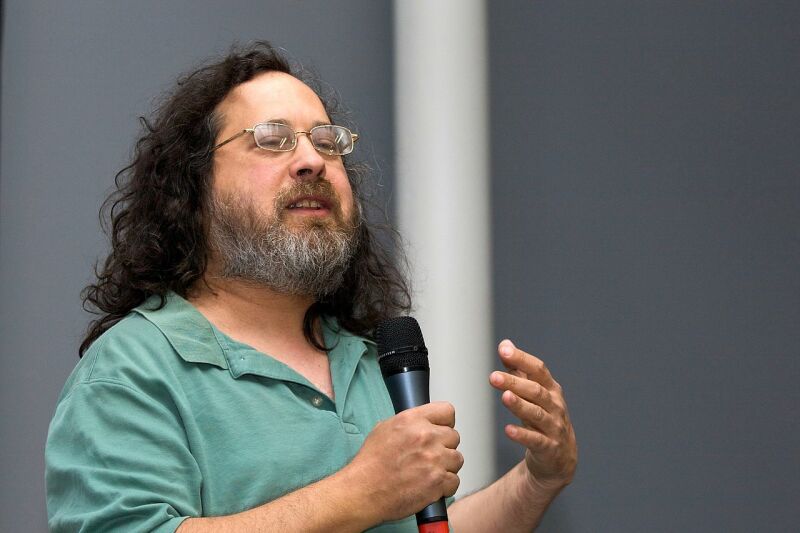 Richard Stallman - conférence sur le libre à la biennale du design de Saint Etienne